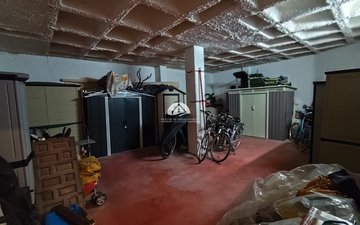 Property slide 21