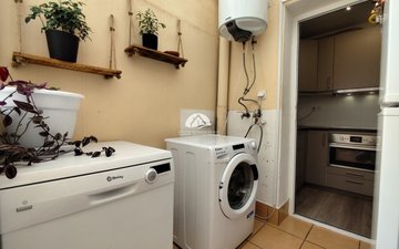 Property slide 15