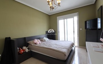 Property slide 16