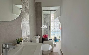 Property slide 14