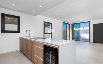 Property slide 24