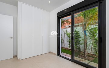 Property slide 31