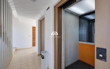Property slide 20