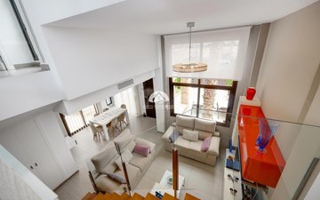 Property slide 35