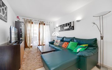 Property slide 20