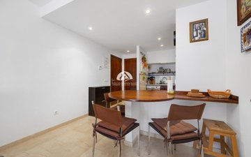 Property slide 21