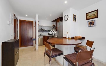 Property slide 22