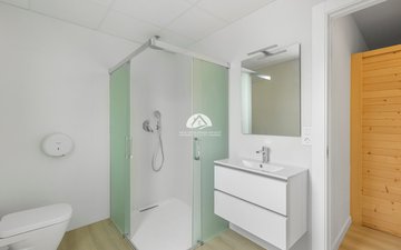 Property slide 38