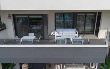 Property slide 40