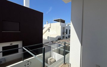 Property slide 20