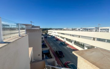 Property slide 32