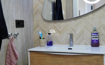 Property slide 50