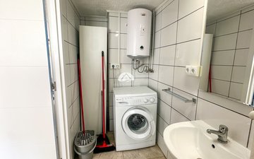 Property slide 30