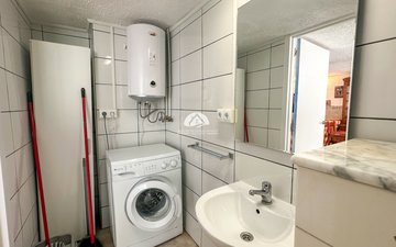 Property slide 31