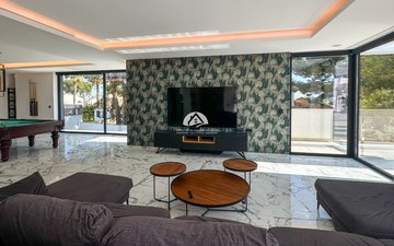 Property slide 36