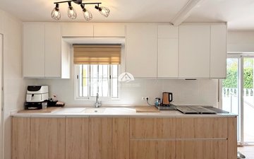 Property slide 23