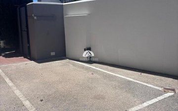Property slide 20