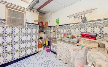 Property slide 25
