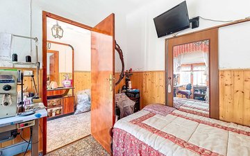 Property slide 16