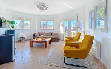 Property slide 19