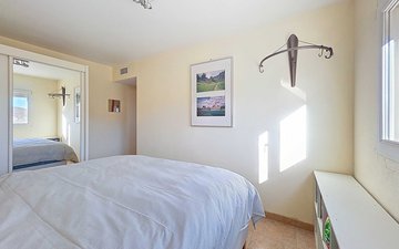 Property slide 40