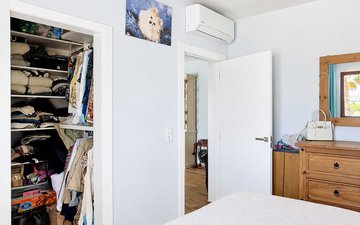Property slide 32