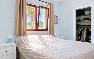 Property slide 38