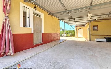 Property slide 25