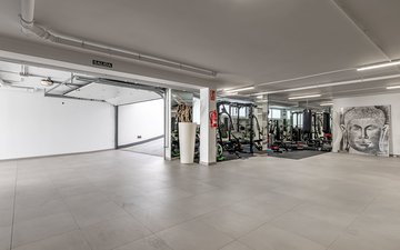 Property slide 18