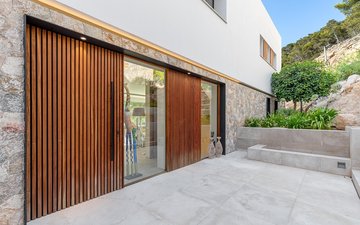 Property slide 16