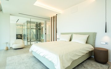 Property slide 15