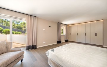 Property slide 15