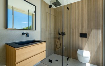 Property slide 21