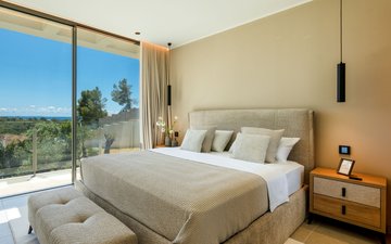 Property slide 20