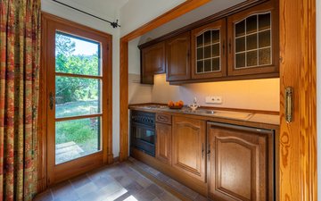 Property slide 14