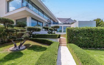 Property slide 3