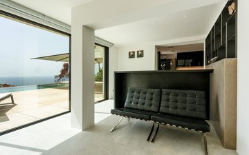 Property slide 16