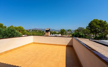 Property slide 14