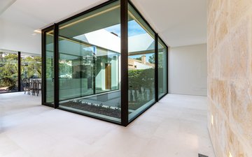 Property slide 10