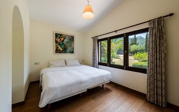 Property slide 23