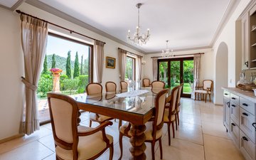 Property slide 10