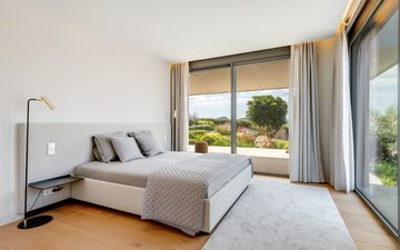 Property slide 17