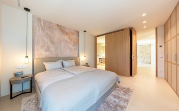 Property slide 18