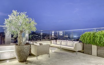 Property slide 25