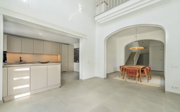 Property slide 6