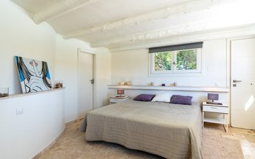 Property slide 20