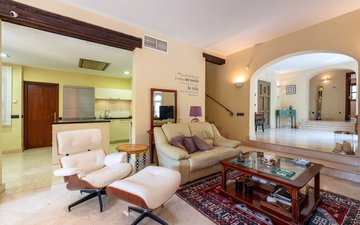 Property slide 8