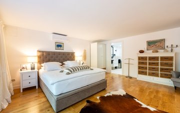 Property slide 21
