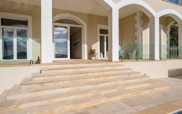 Property slide 20