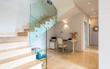 Property slide 17